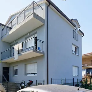  Appartamento Goran By Rent Istria