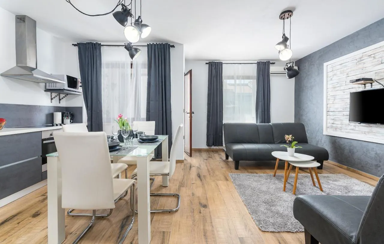 Apartments Ariana Umag Kroatien